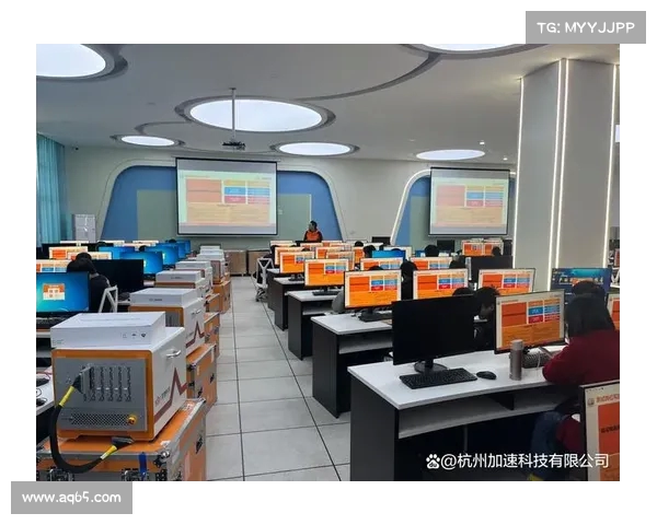 以训练营为核心打造全方位学习平台助力学员快速提升综合素质与能力